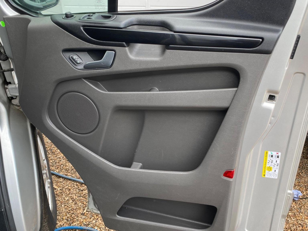 FORD TRANSIT CUSTOM