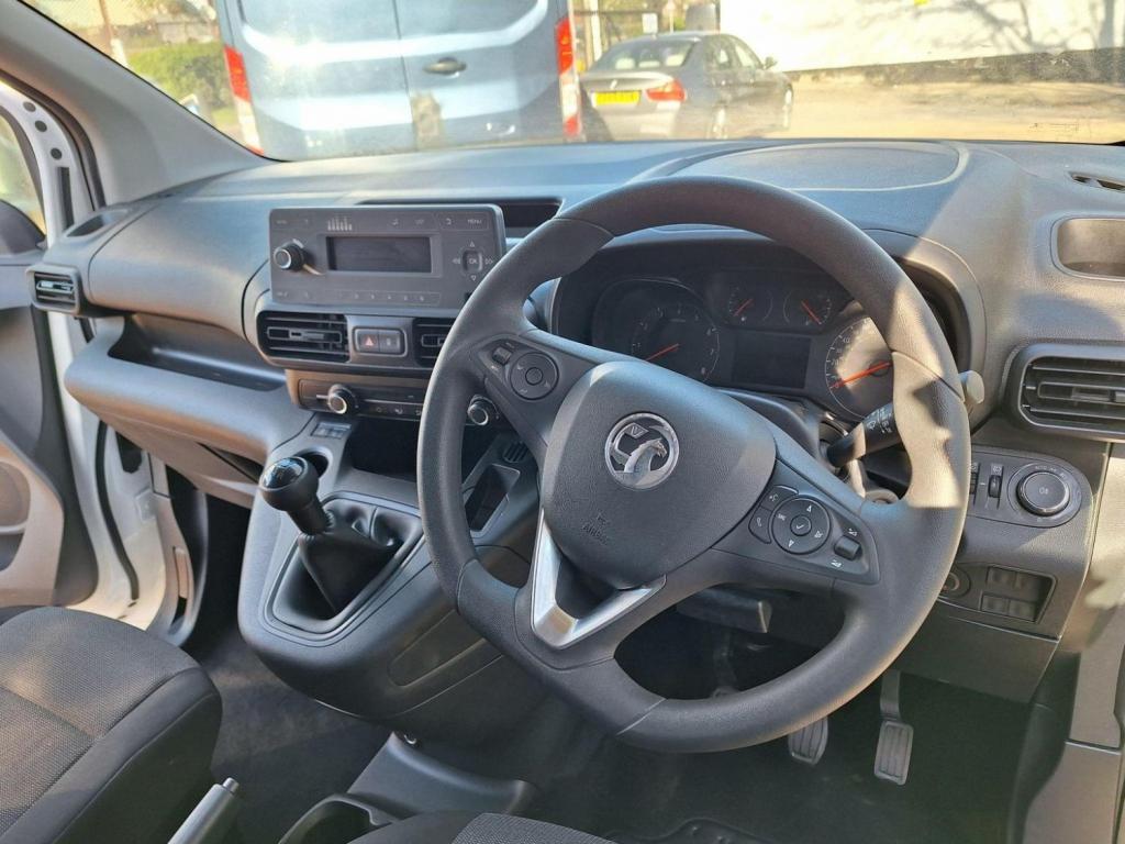 VAUXHALL COMBO