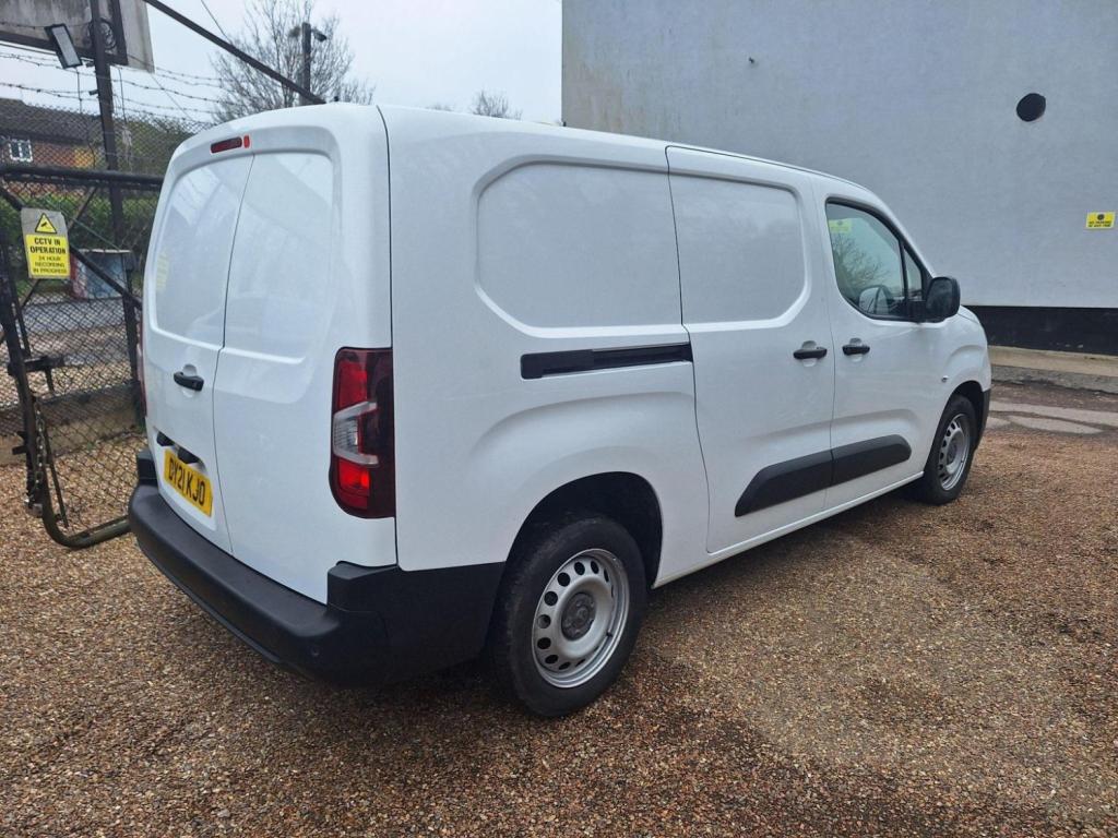 VAUXHALL COMBO