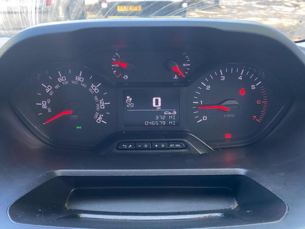 PEUGEOT PARTNER