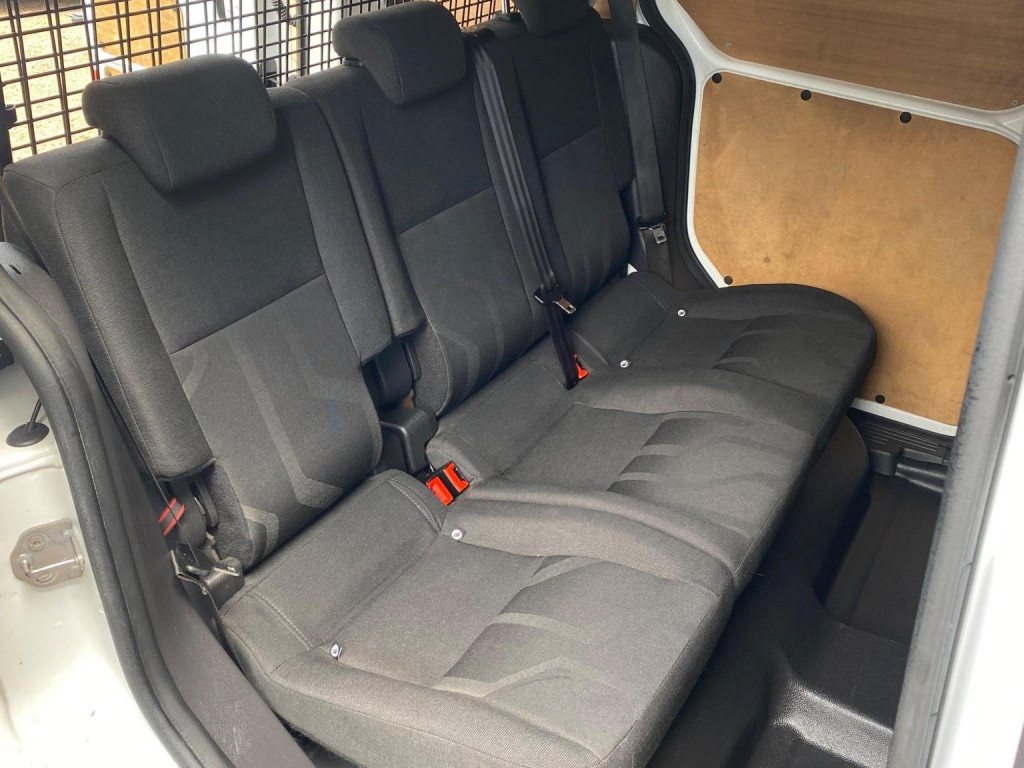 FORD TRANSIT CONNECT