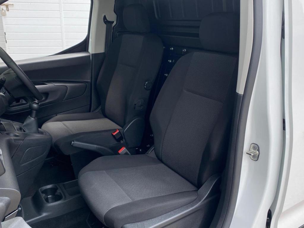 VAUXHALL COMBO