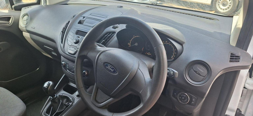View FORD TRANSIT COURIER 1.5 TDCi Leader L1 Euro 6 (s/s) 4dr