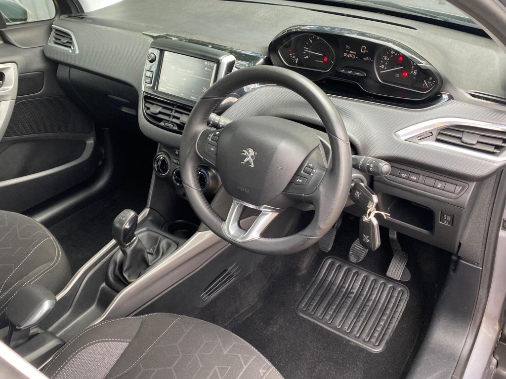 View PEUGEOT 2008 1.2 PureTech Active Euro 6 5dr