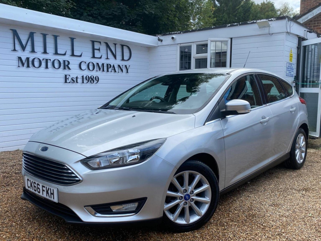 View FORD FOCUS 1.0T EcoBoost Titanium Euro 6 (s/s) 5dr