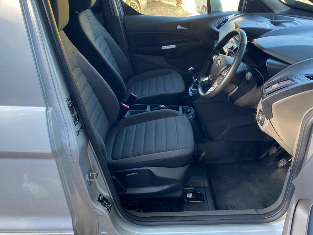 FORD TRANSIT CONNECT