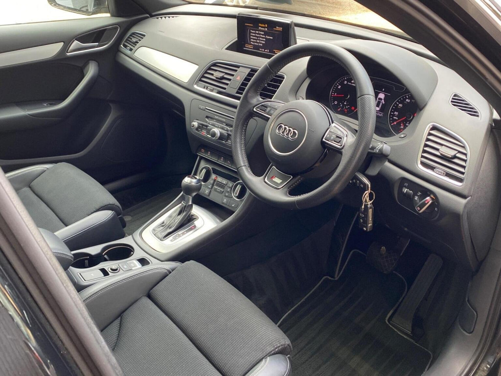 View AUDI Q3 1.4 TFSI CoD S line Edition S Tronic Euro 6 (s/s) 5dr