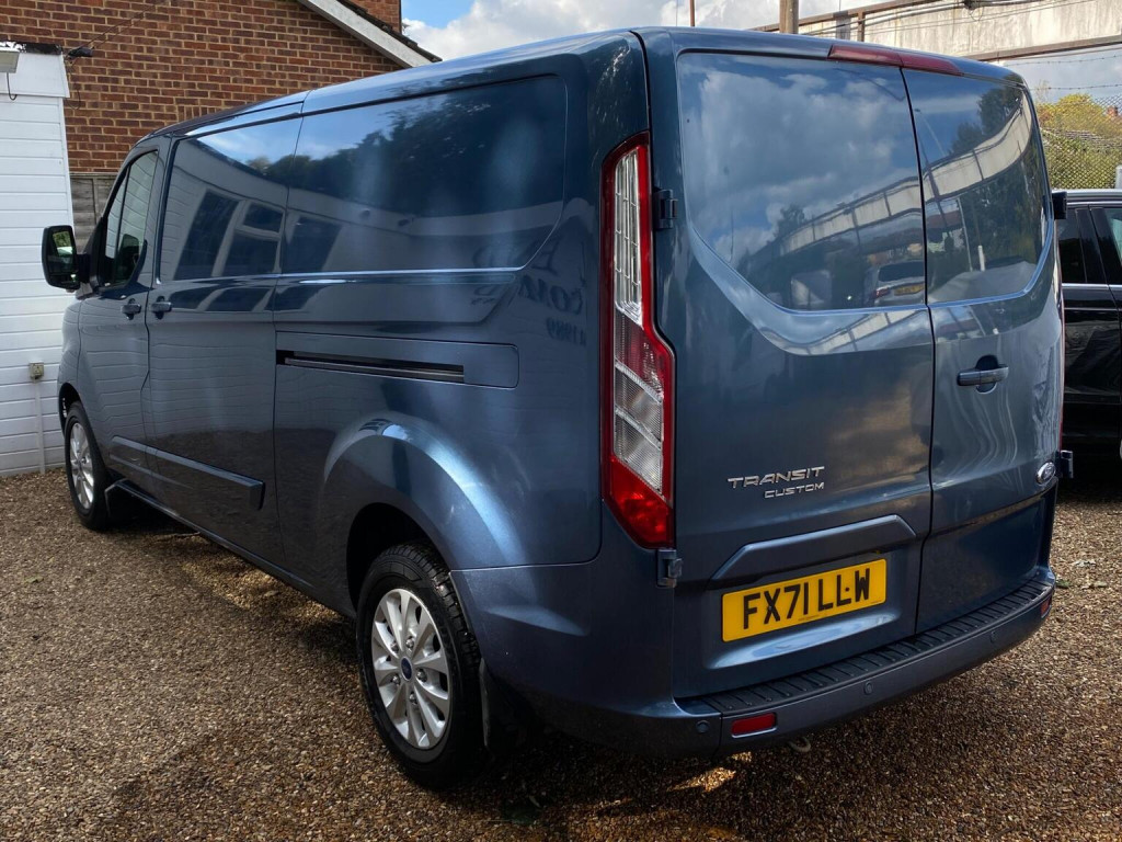 View FORD TRANSIT CUSTOM 2.0 320 EcoBlue Limited L2 H1 Euro 6 (s/s) 5dr