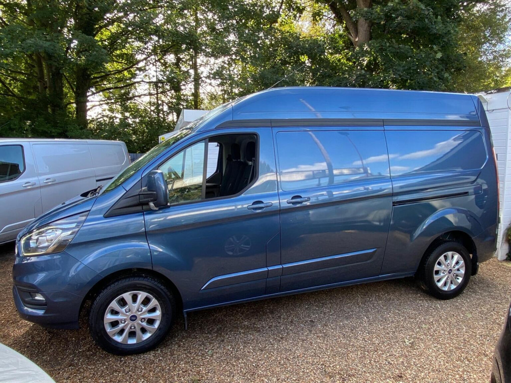 View FORD TRANSIT CUSTOM 2.0 320 EcoBlue Limited L2 H2 Euro 6 (s/s) 5dr
