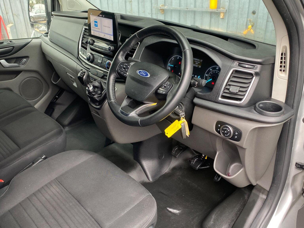 View FORD TRANSIT CUSTOM 2.0 300 EcoBlue Limited L1 H1 Euro 6 (s/s) 5dr