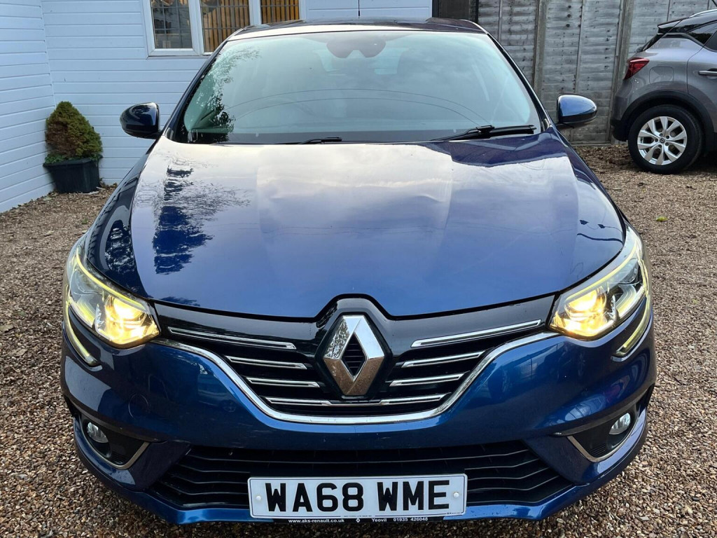 View RENAULT MEGANE 1.3 TCe Iconic Euro 6 (s/s) 5dr