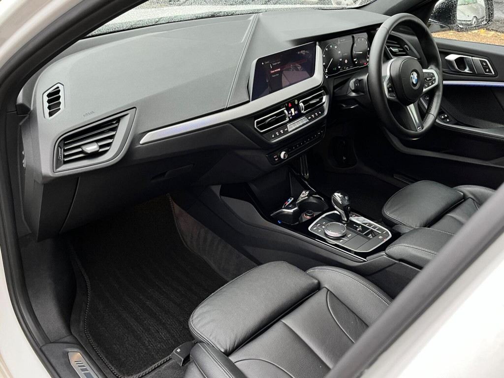 View BMW 1 SERIES 1.5 118i M Sport DCT Euro 6 (s/s) 5dr