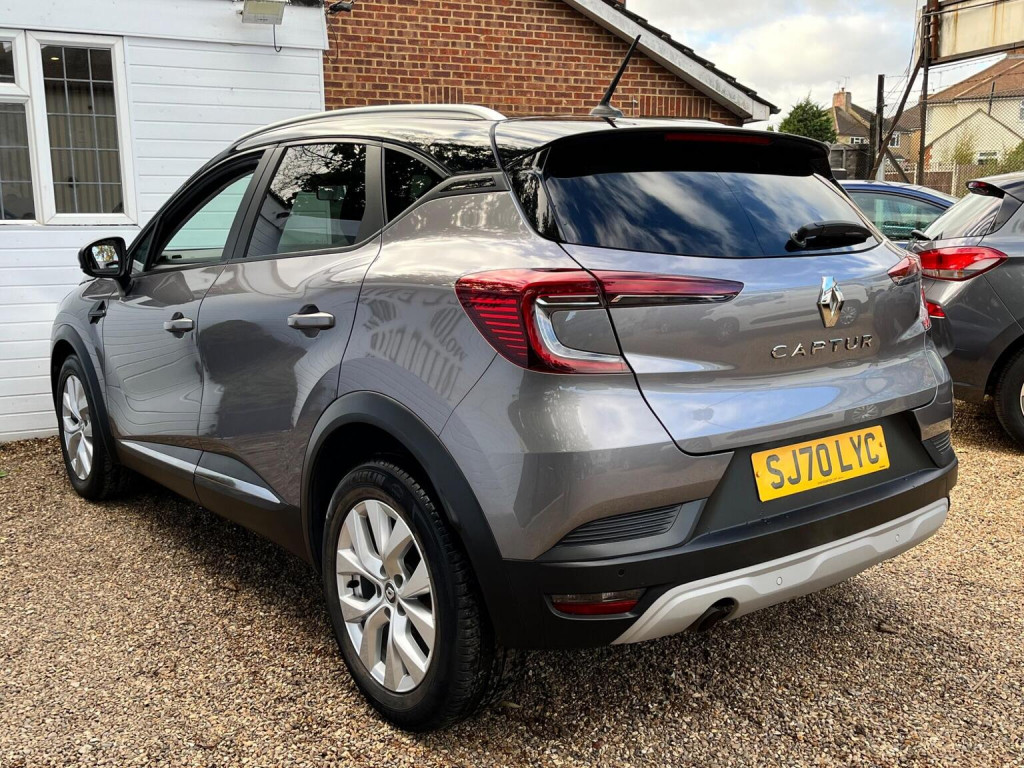 RENAULT CAPTUR