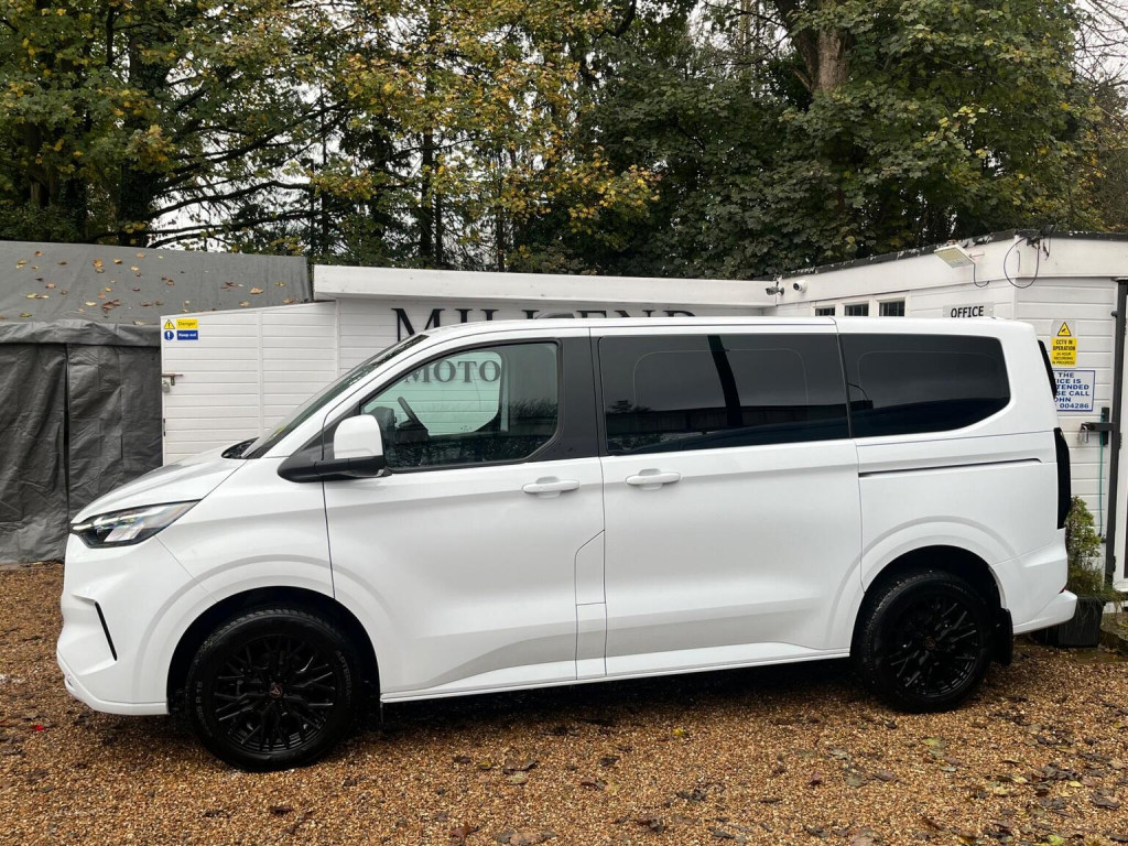 View FORD TOURNEO CUSTOM 2.0 320 EcoBlue Zetec L1 Euro 6 (s/s) 5dr