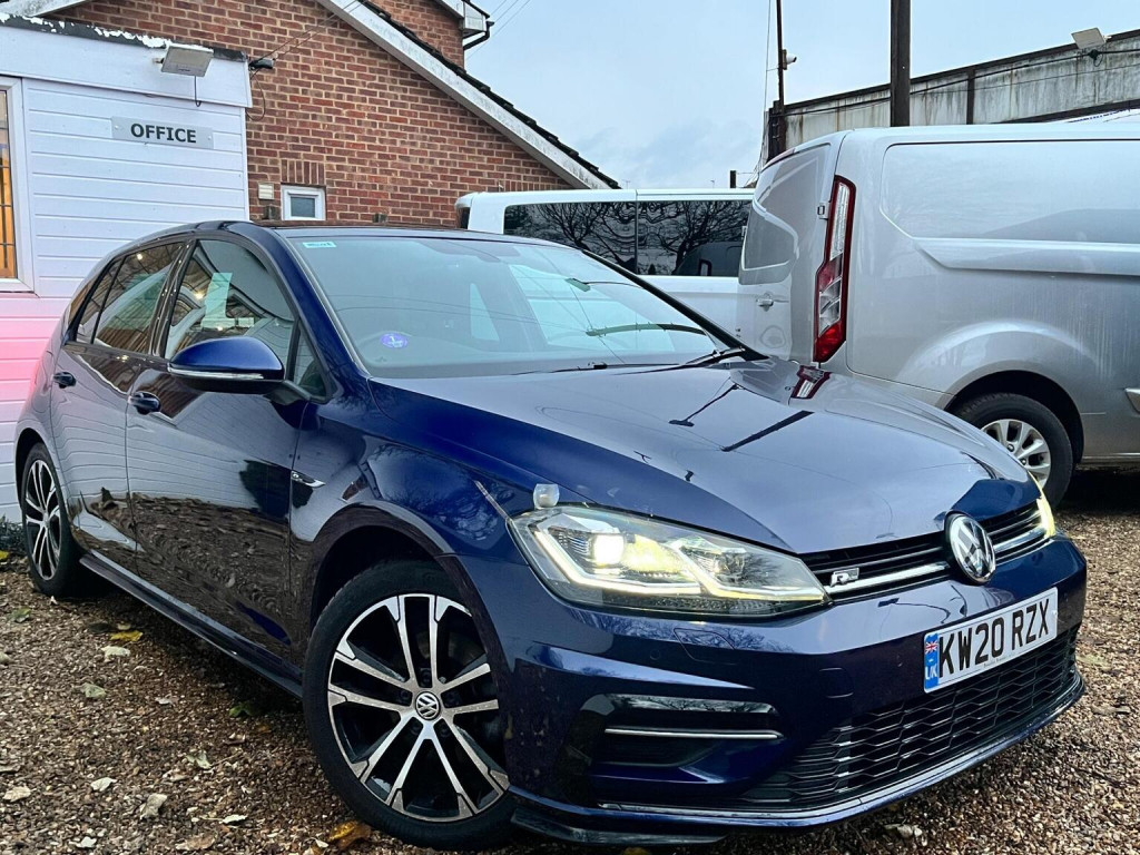 View VOLKSWAGEN GOLF 1.5 TSI EVO R-Line Edition DSG Euro 6 (s/s) 5dr