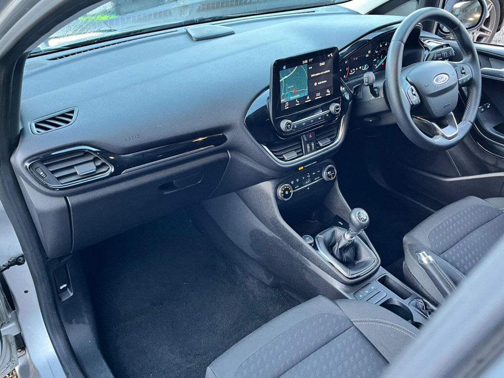 View FORD FIESTA 1.0T EcoBoost Titanium Euro 6 (s/s) 5dr