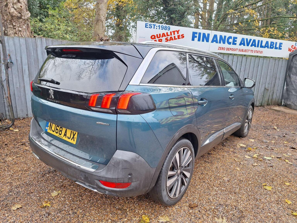 View PEUGEOT 5008 1.2 PureTech GT Line Premium Euro 6 (s/s) 5dr