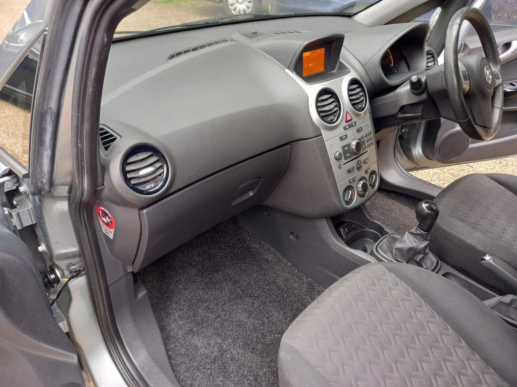 VAUXHALL CORSA