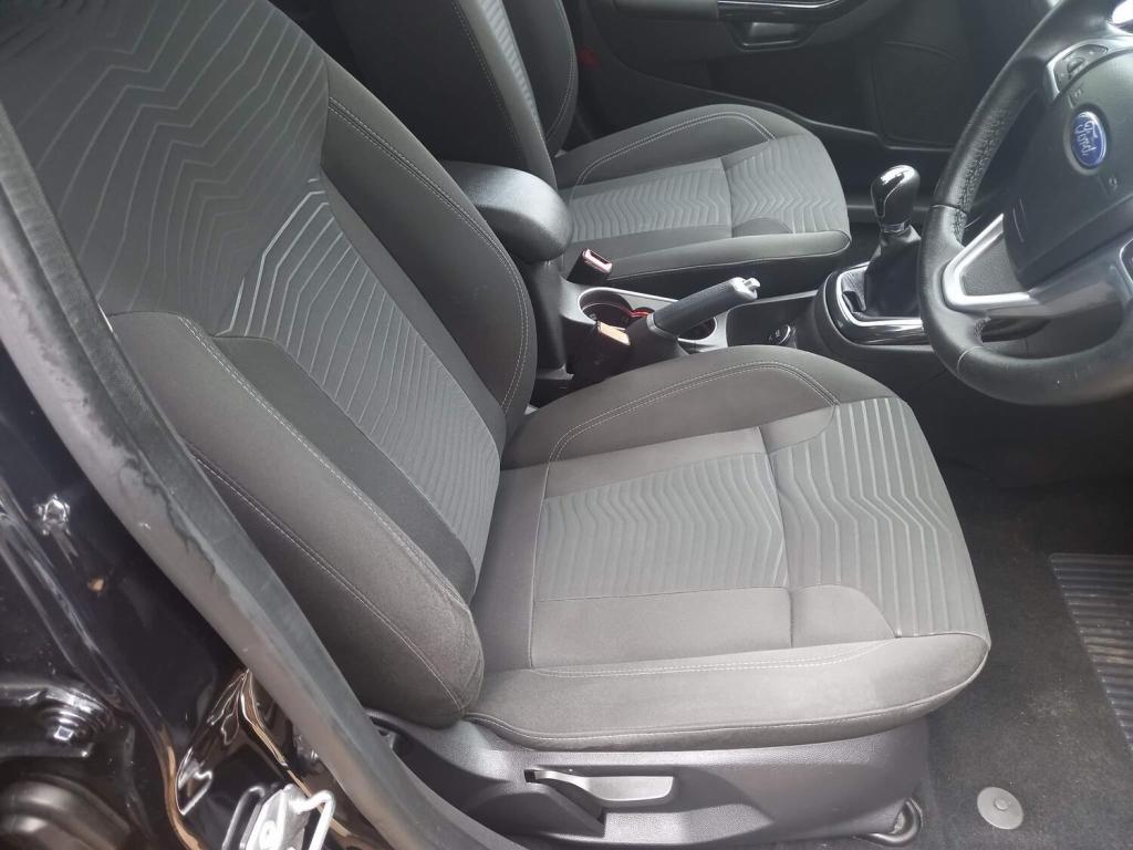 FORD FIESTA
