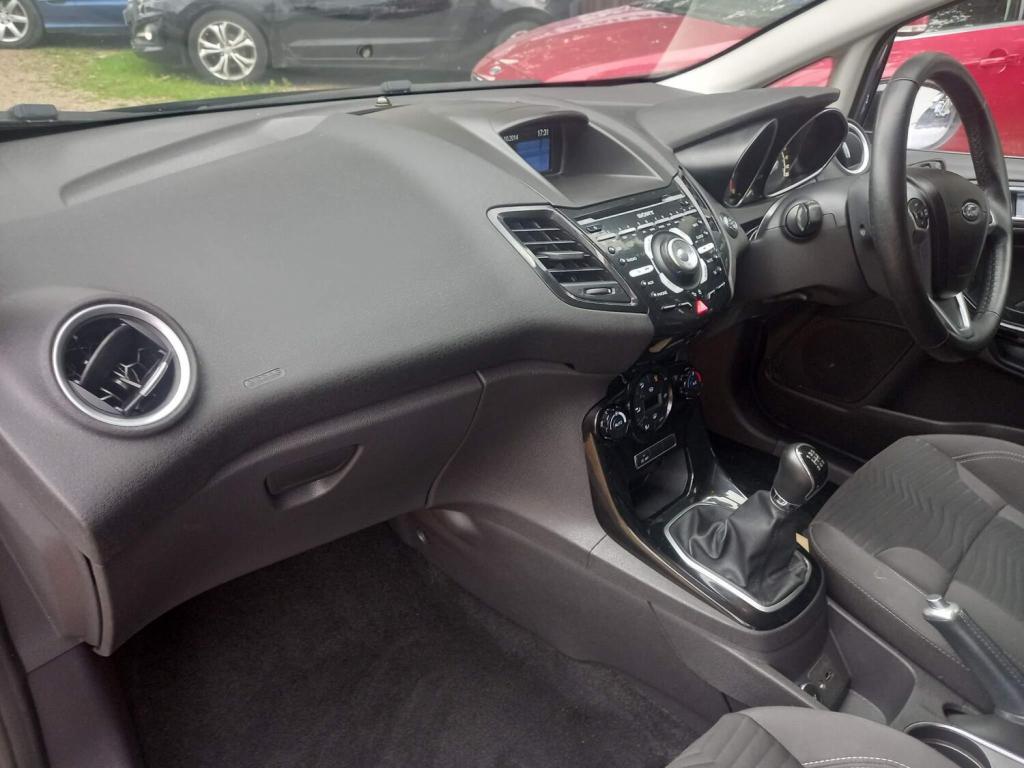 FORD FIESTA