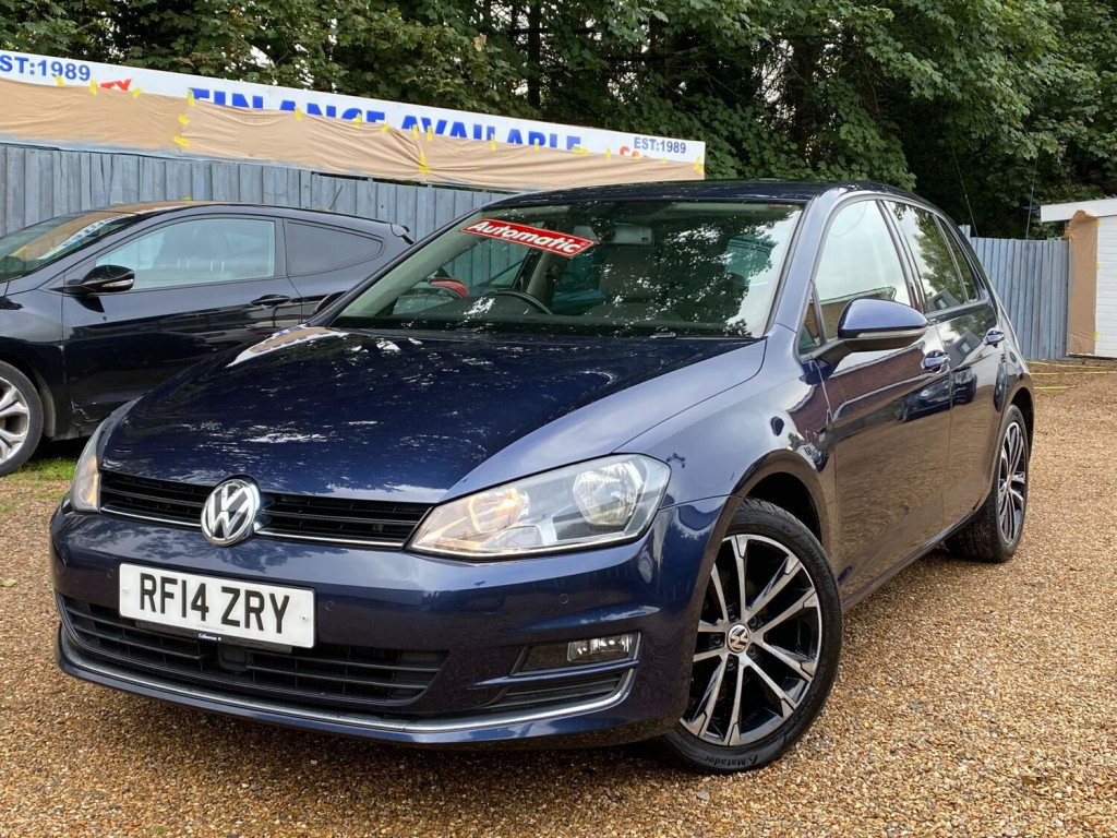 View VOLKSWAGEN GOLF 2.0 TDI BlueMotion Tech GT DSG Euro 5 (s/s) 5dr