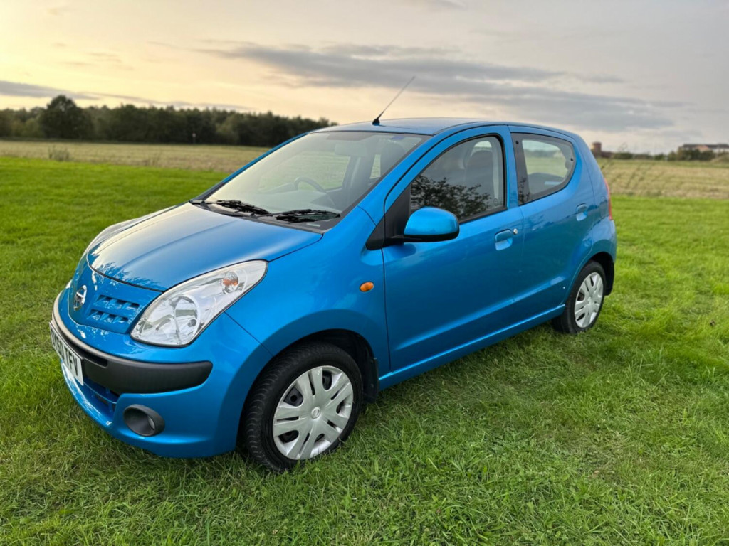 View NISSAN PIXO 1.0 n-tec