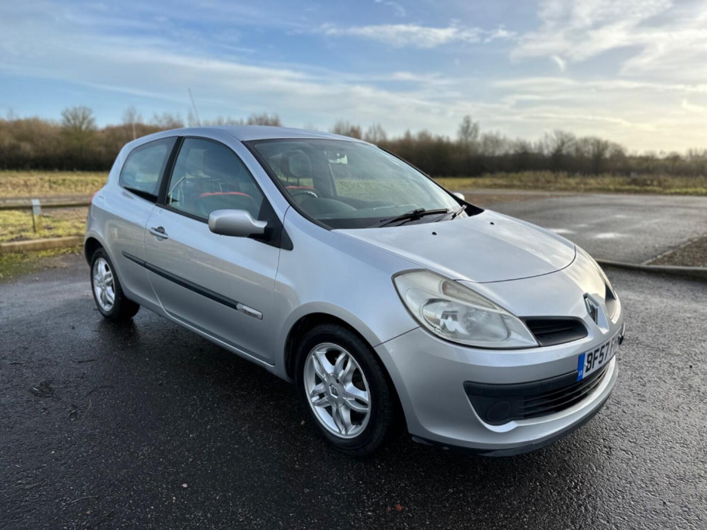 View RENAULT CLIO 1.2 16v Rip Curl 