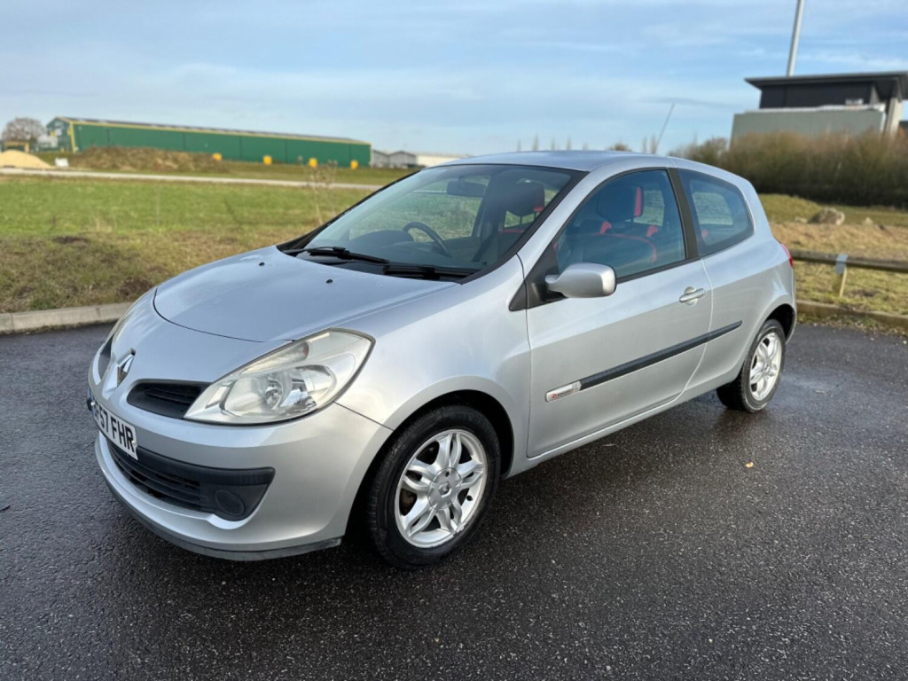 View RENAULT CLIO 1.2 16v Rip Curl 