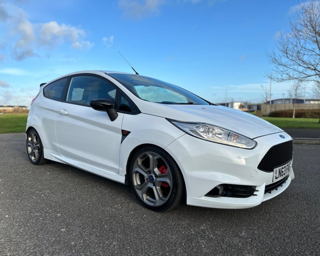 View FORD FIESTA 1.6 T EcoBoost ST-2 