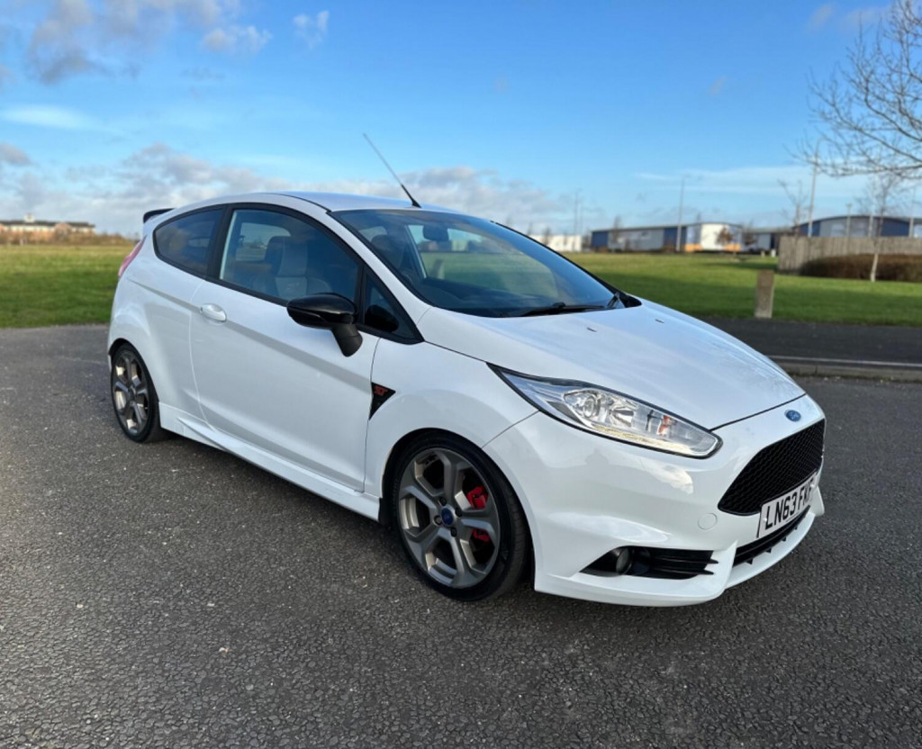 View FORD FIESTA 1.6 T EcoBoost ST-2 