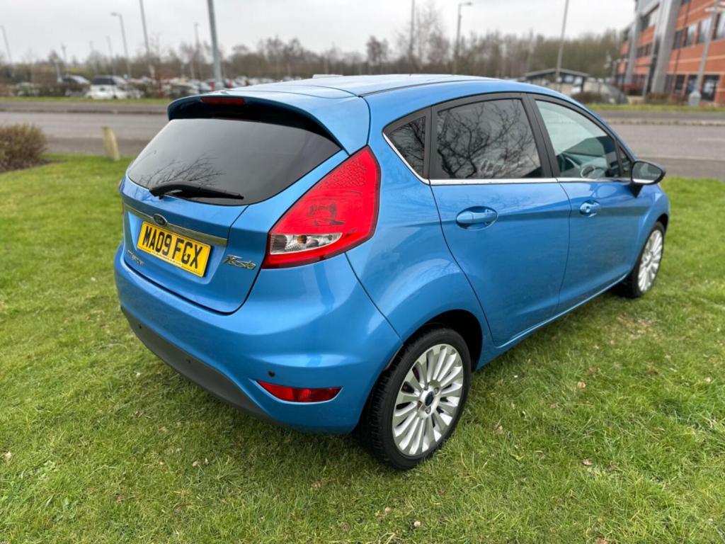 FORD FIESTA