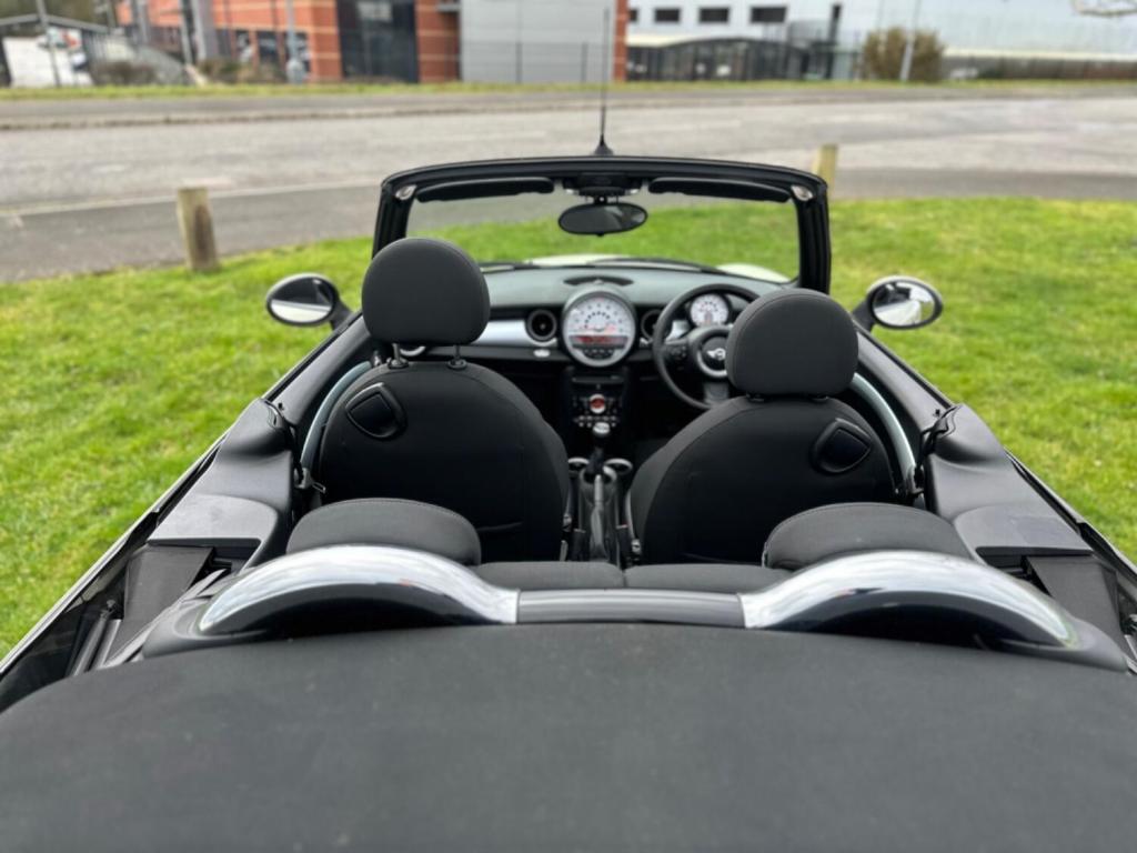 MINI CABRIOLET