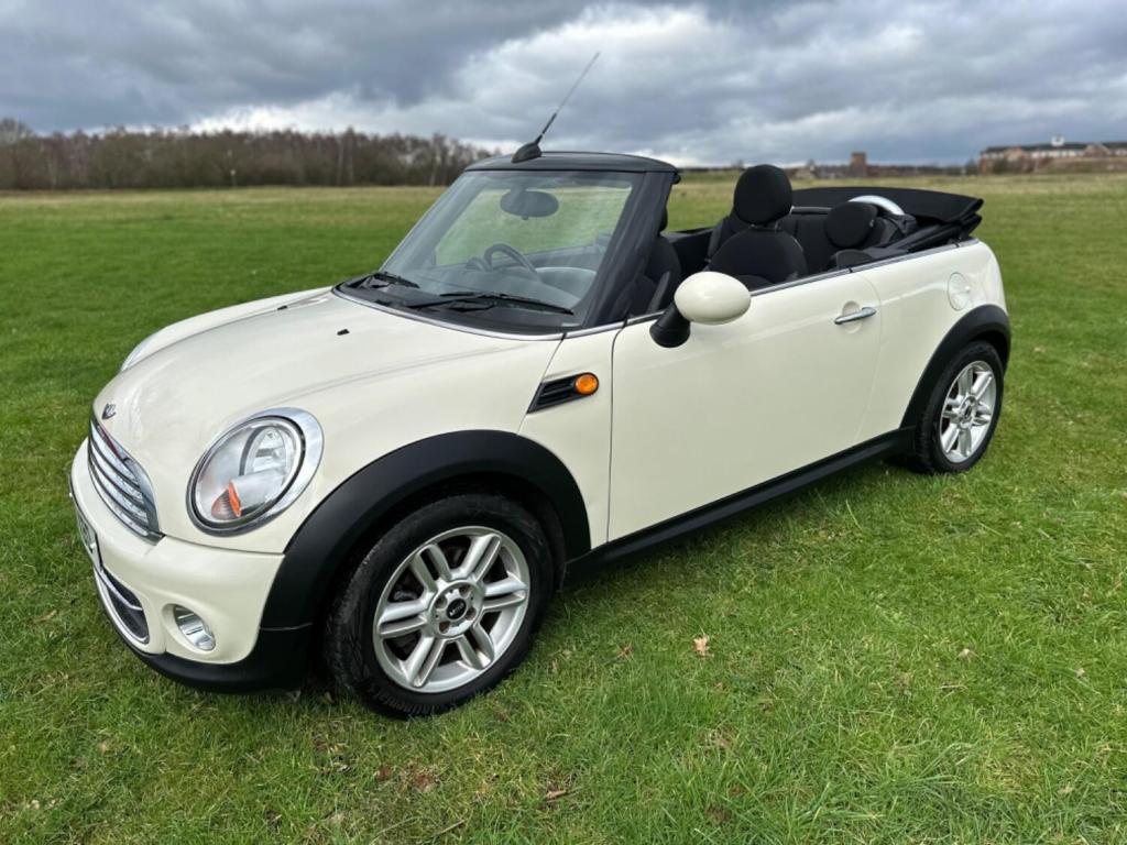 MINI CABRIOLET
