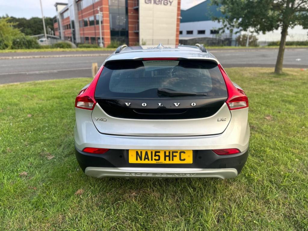 VOLVO V40 CROSS COUNTRY
