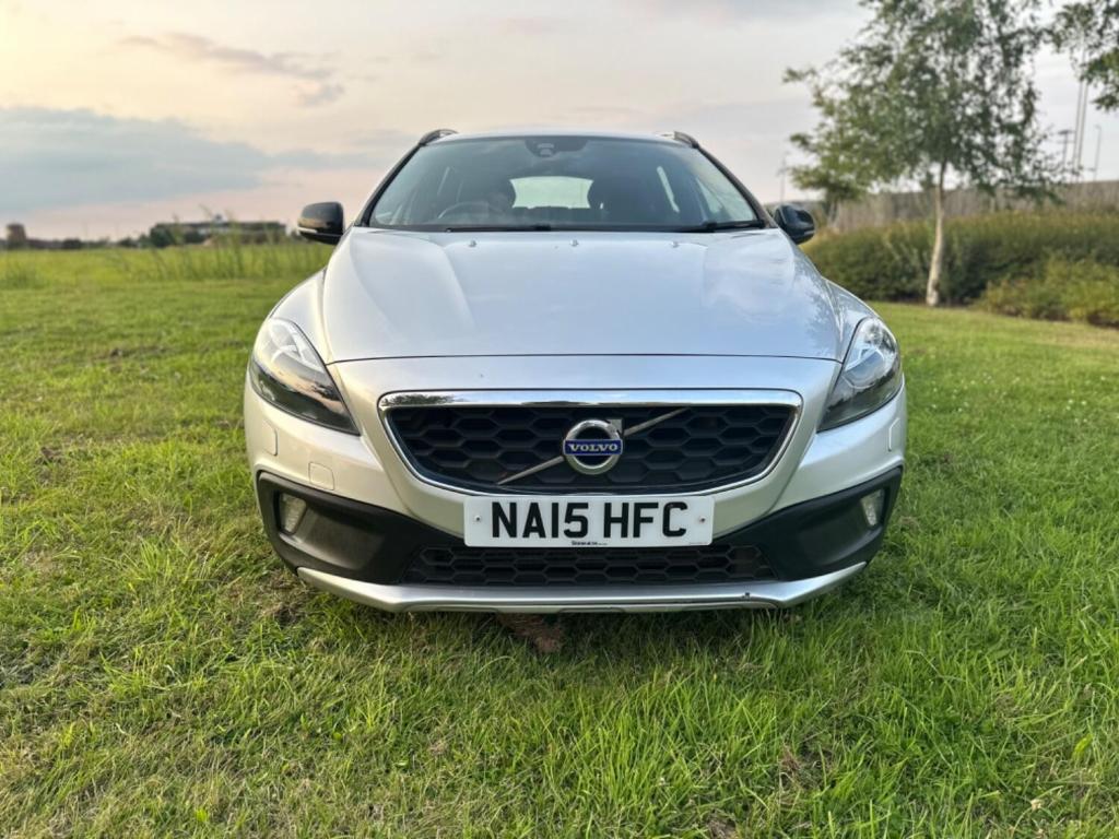 VOLVO V40 CROSS COUNTRY