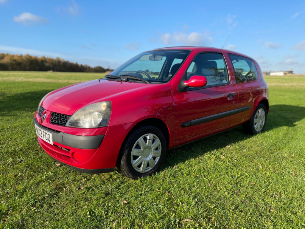 View RENAULT CLIO EXPRESSION 16V