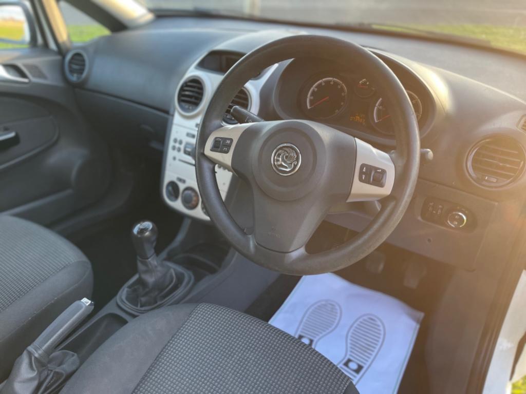 VAUXHALL CORSA