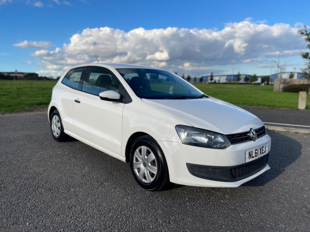 View VOLKSWAGEN POLO S