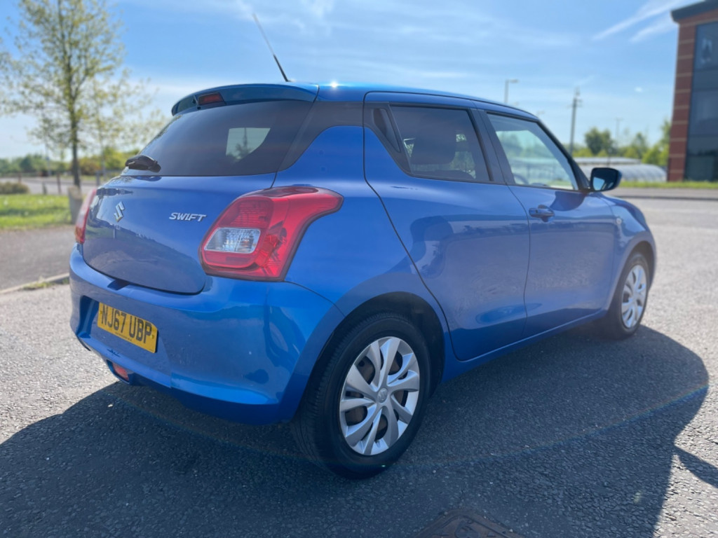 SUZUKI SWIFT