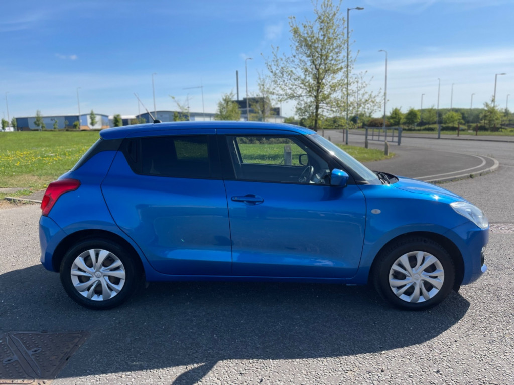 SUZUKI SWIFT