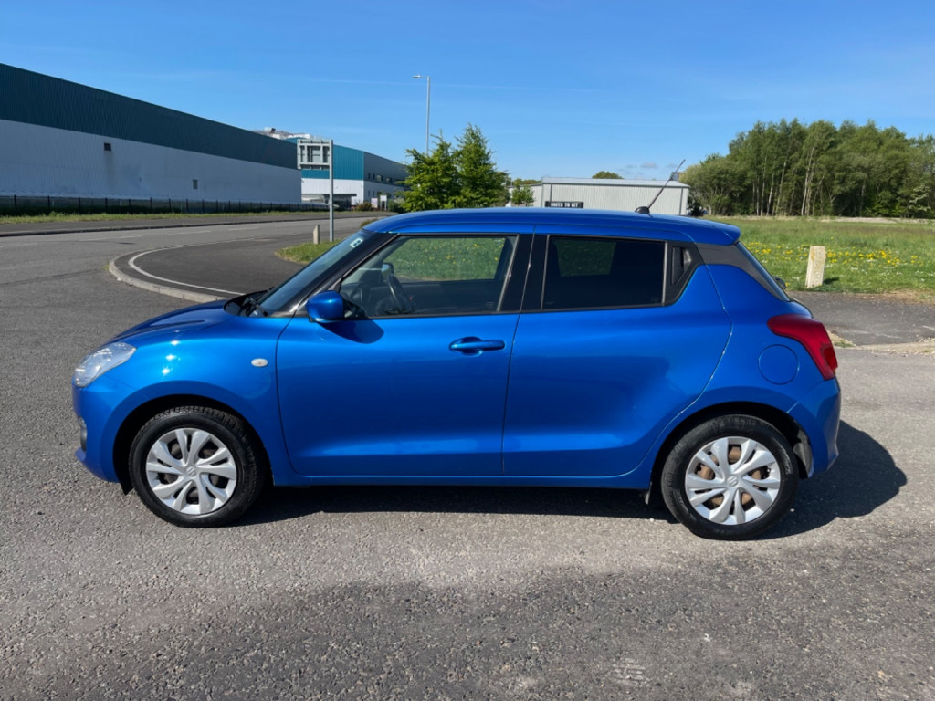 SUZUKI SWIFT