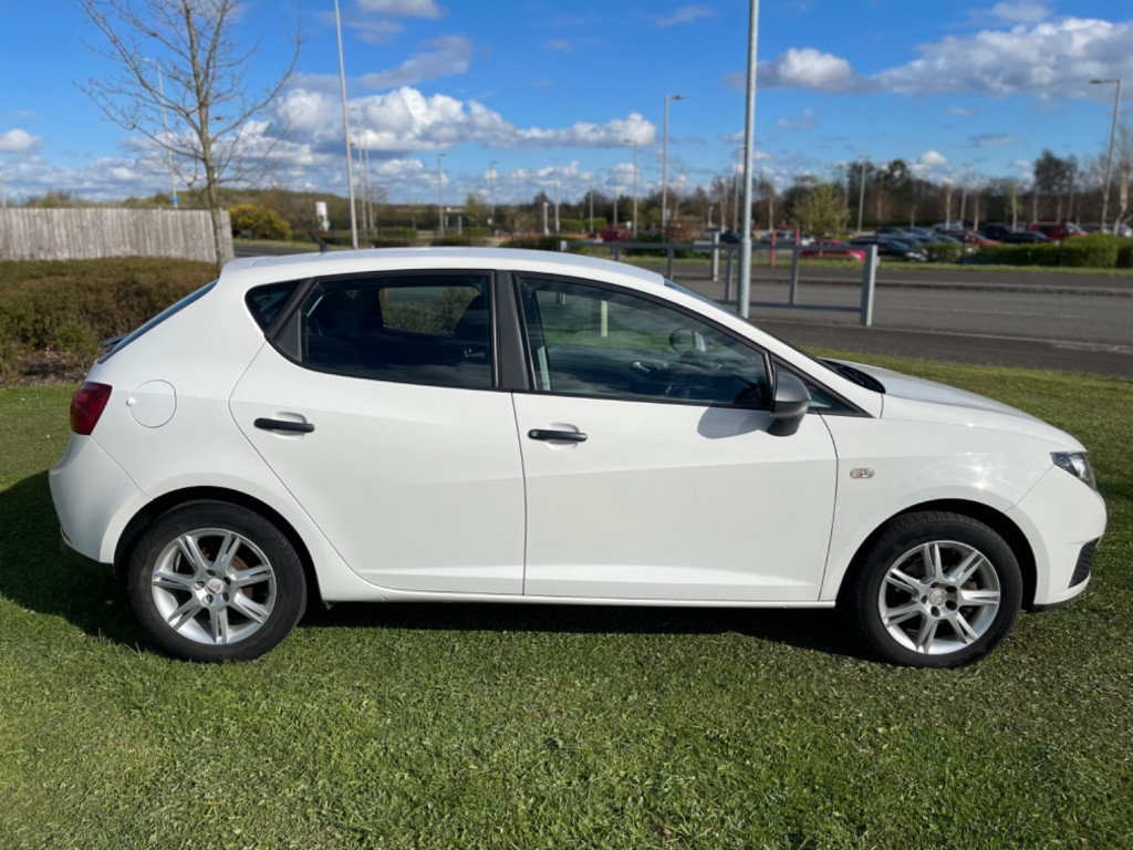 SEAT IBIZA