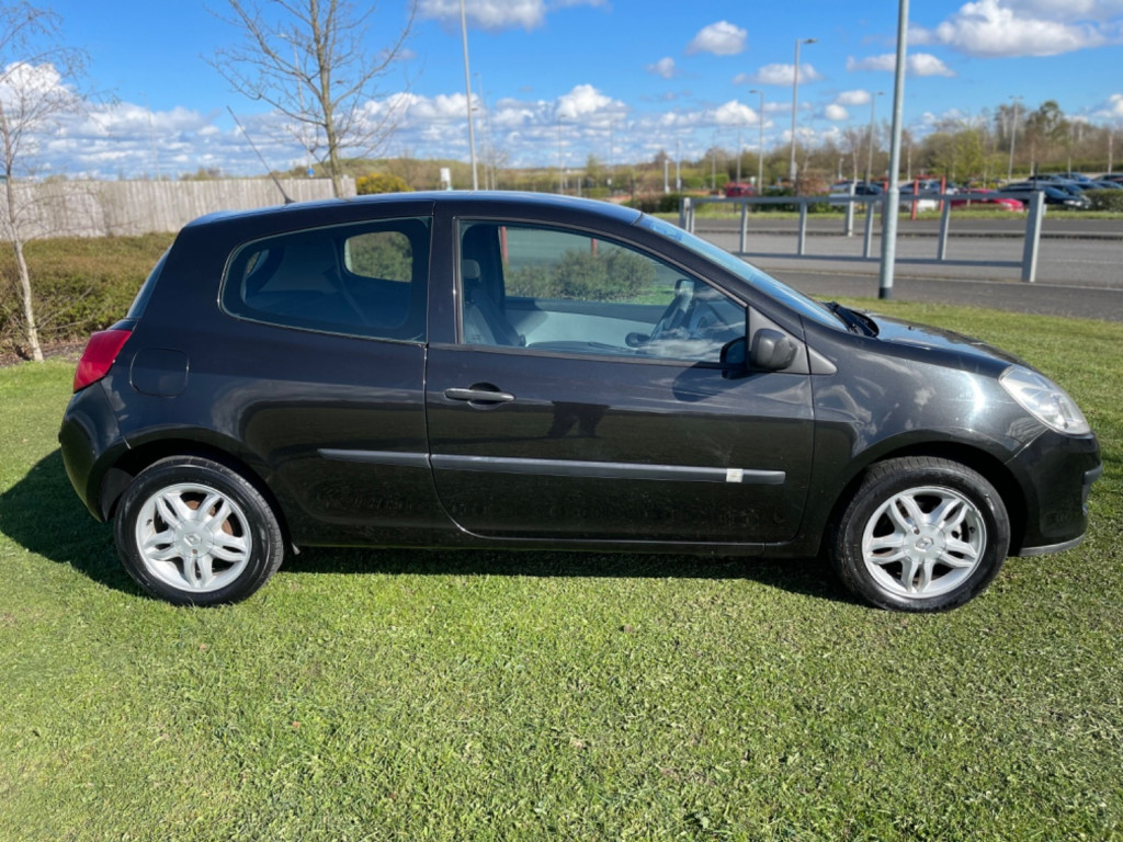 RENAULT CLIO