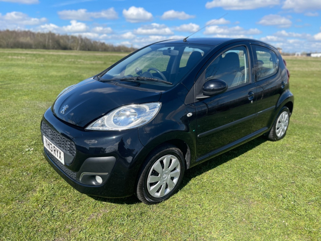 View PEUGEOT 107 ACTIVE