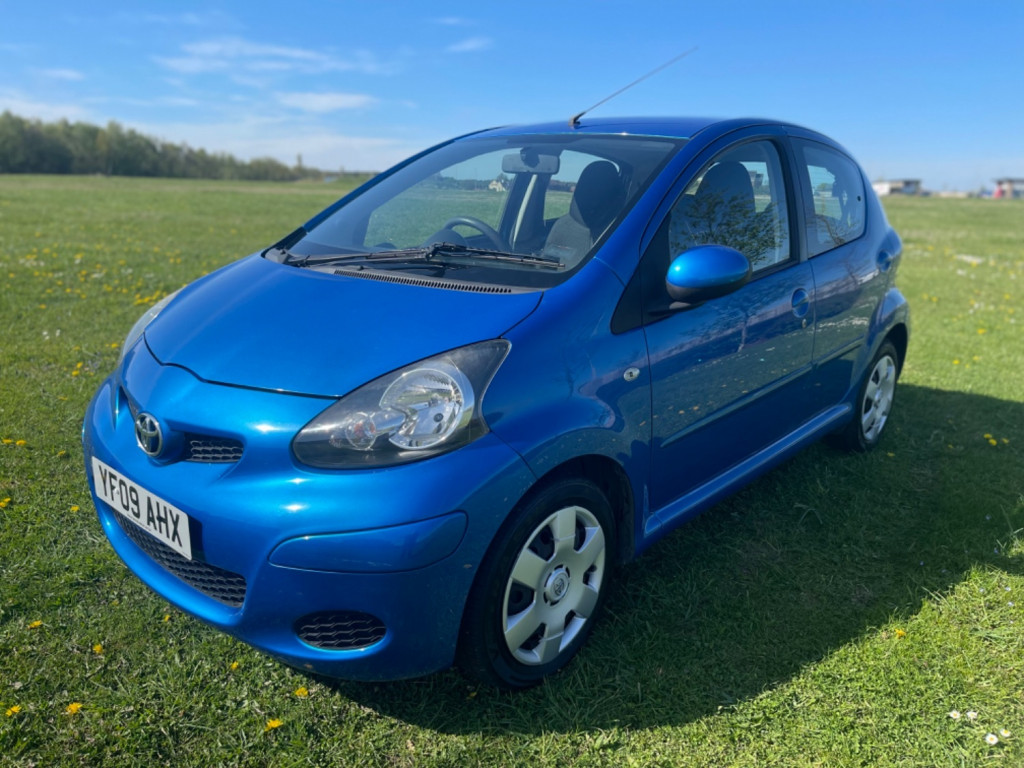 View TOYOTA AYGO VVT-I BLUE