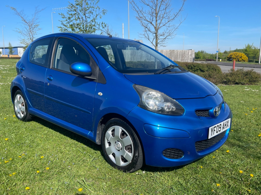 View TOYOTA AYGO VVT-I BLUE