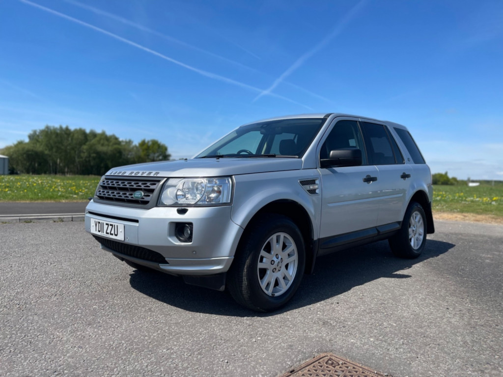 View LAND ROVER FREELANDER TD4 XS