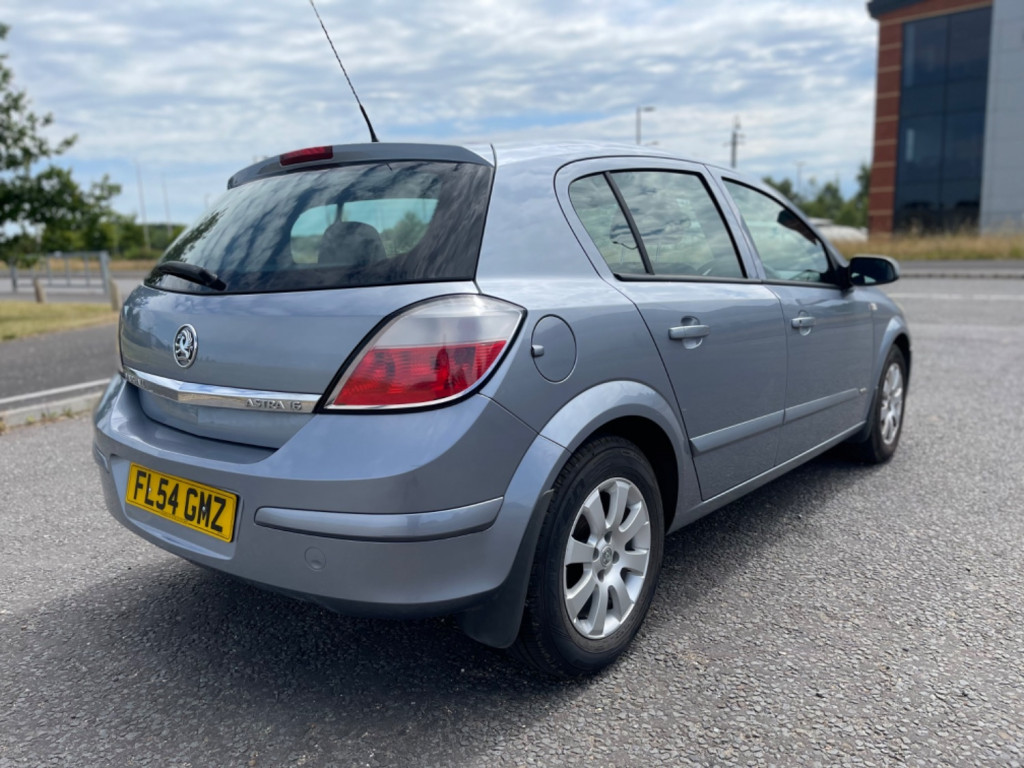 VAUXHALL ASTRA