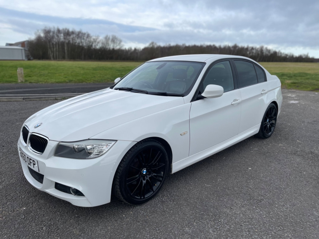 View BMW 3 SERIES 318I M SPORT