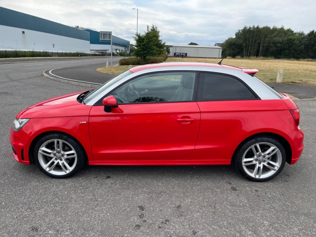 AUDI A1